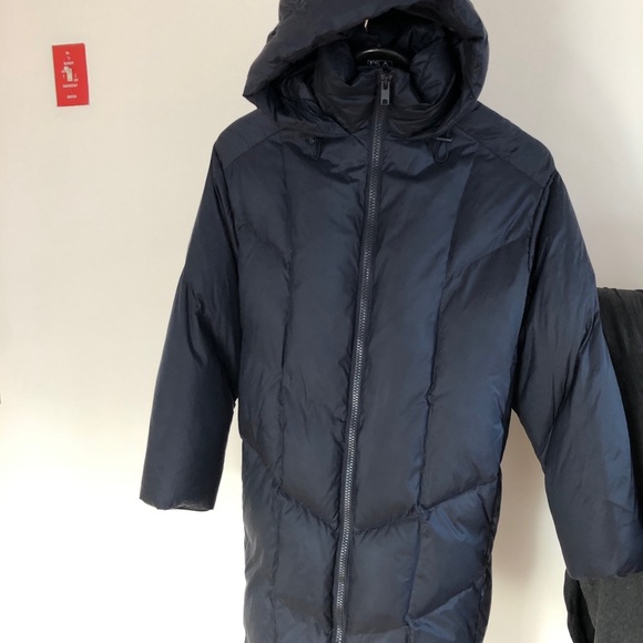 Vince Quilted Puffer Coat - Picture 2 of 9